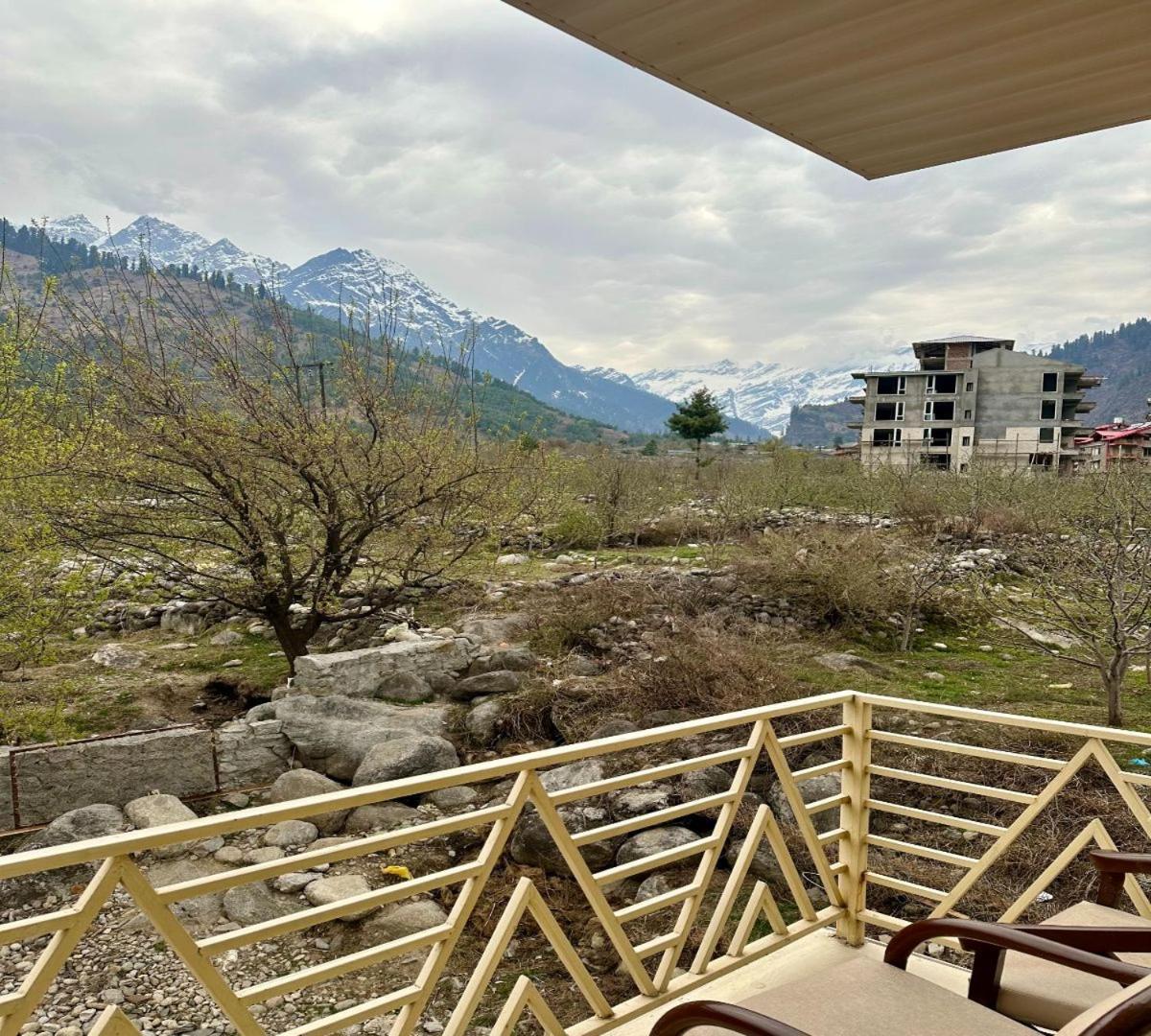 Snow Range Resort And Cottage Vashist Exterior foto